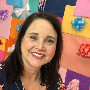 Meet your Posher, Lori